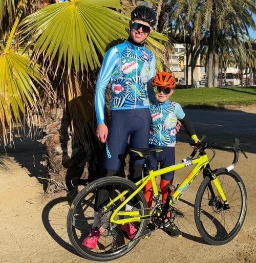 e6740b3c-2abb-4a92-a62c-38231f56f90a-1 e6740b3c-2abb-4a92-a62c-38231f56f90a-1